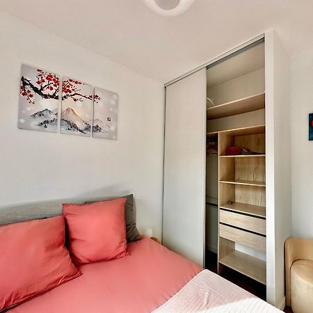 Le Boudoir - 2 Pieces Et Parking Apartamento Le Plessis-Robinson Exterior foto