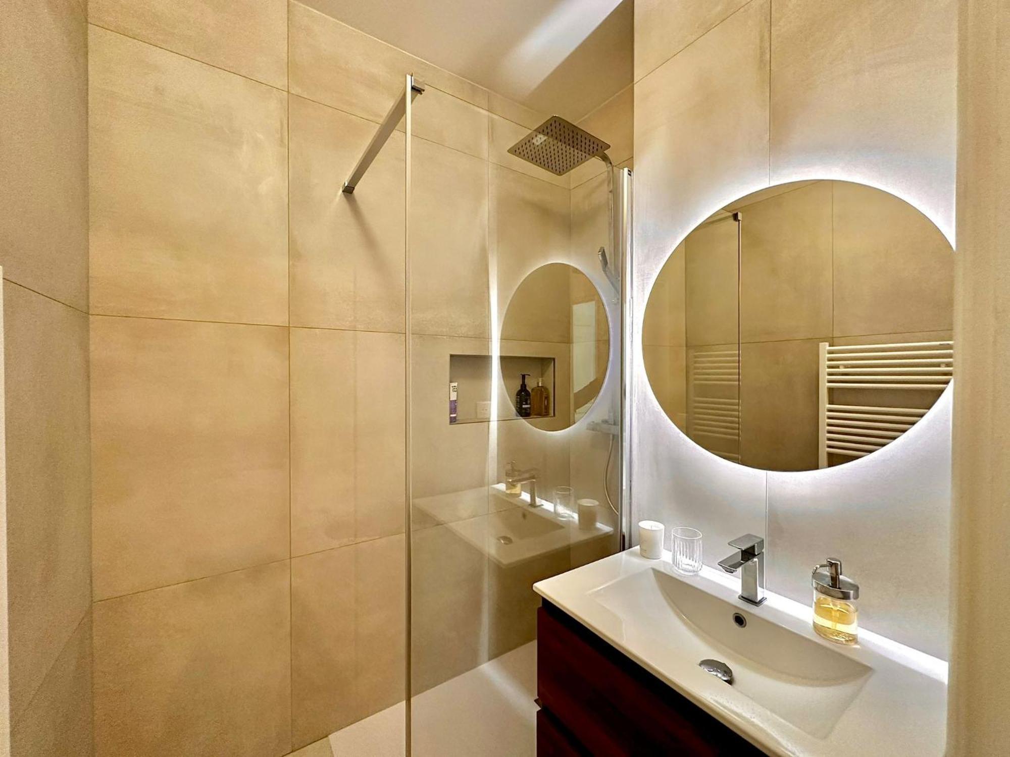 Le Boudoir - 2 Pieces Et Parking Apartamento Le Plessis-Robinson Exterior foto