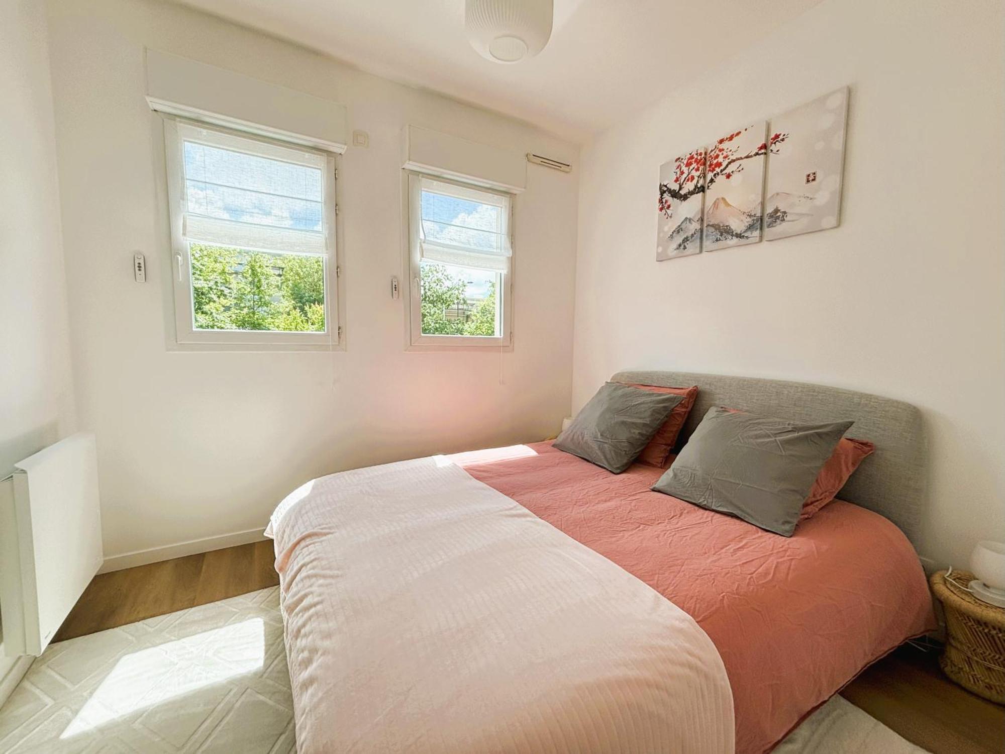 Le Boudoir - 2 Pieces Et Parking Apartamento Le Plessis-Robinson Quarto foto
